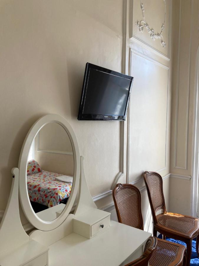 Hotel Belle Meuniere Nice Bagian luar foto