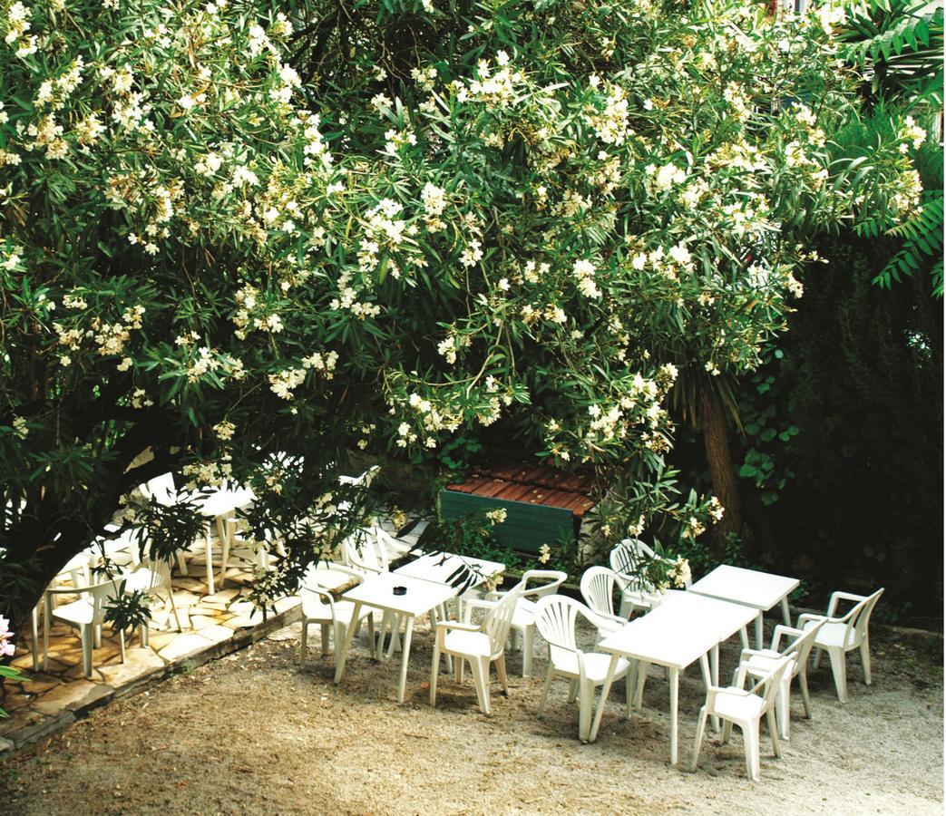 Hotel Belle Meuniere Nice Bagian luar foto