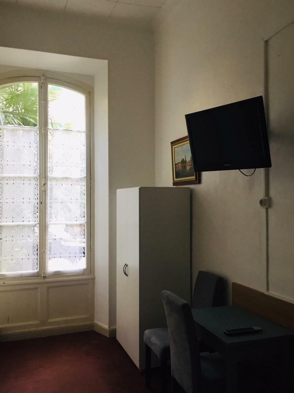 Hotel Belle Meuniere Nice Bagian luar foto